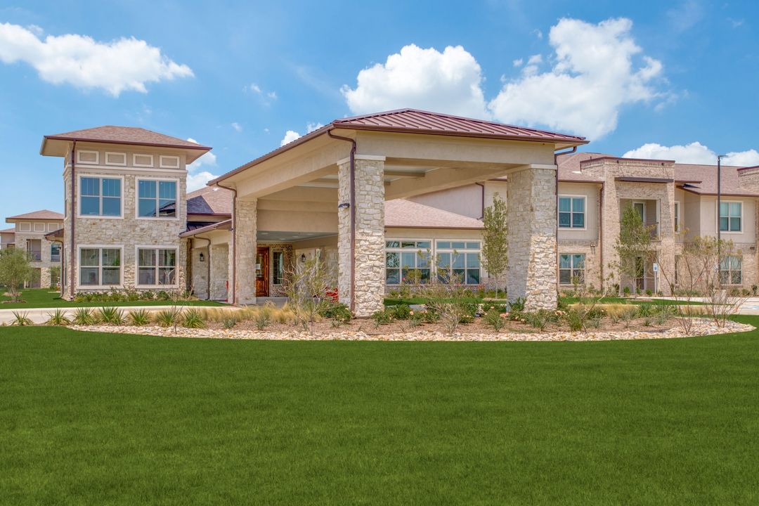 Arabella Of Red Oak (UPDATED) Pricing & 37 Photos in Red Oak, TX